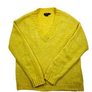 soaked in Luxury womens  v-neck sweater mustard sweater   size medium